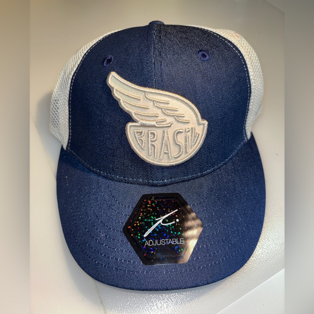 🇧🇷Brazil Soccer Trucker Hat NWT🇧🇷